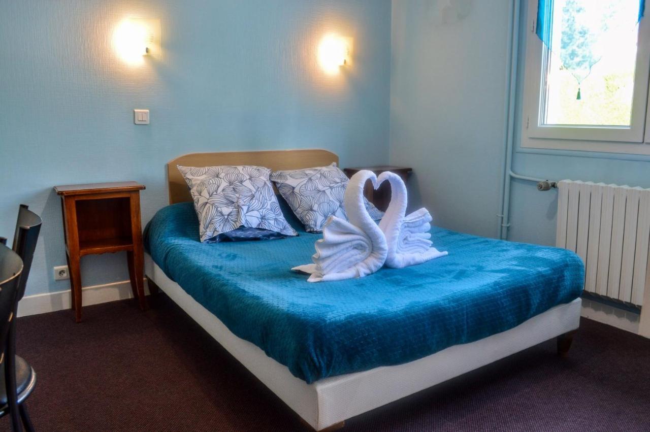 Hotel Le Pommeil Guéret Екстериор снимка